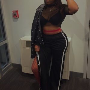 Basketball Sweatpants Open side buttons